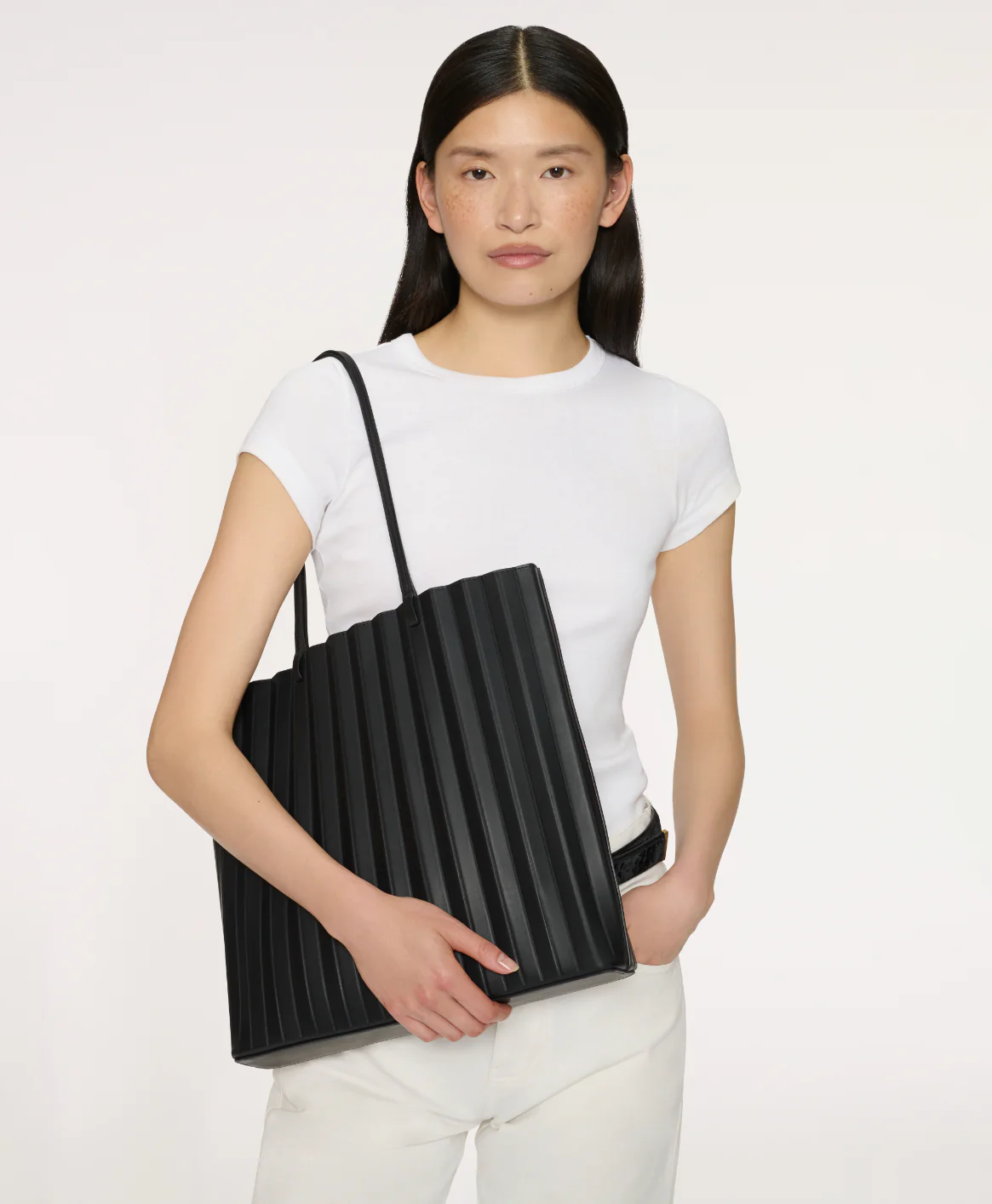 Large Pleated Filo Tote - Black/Flamma - Image 2