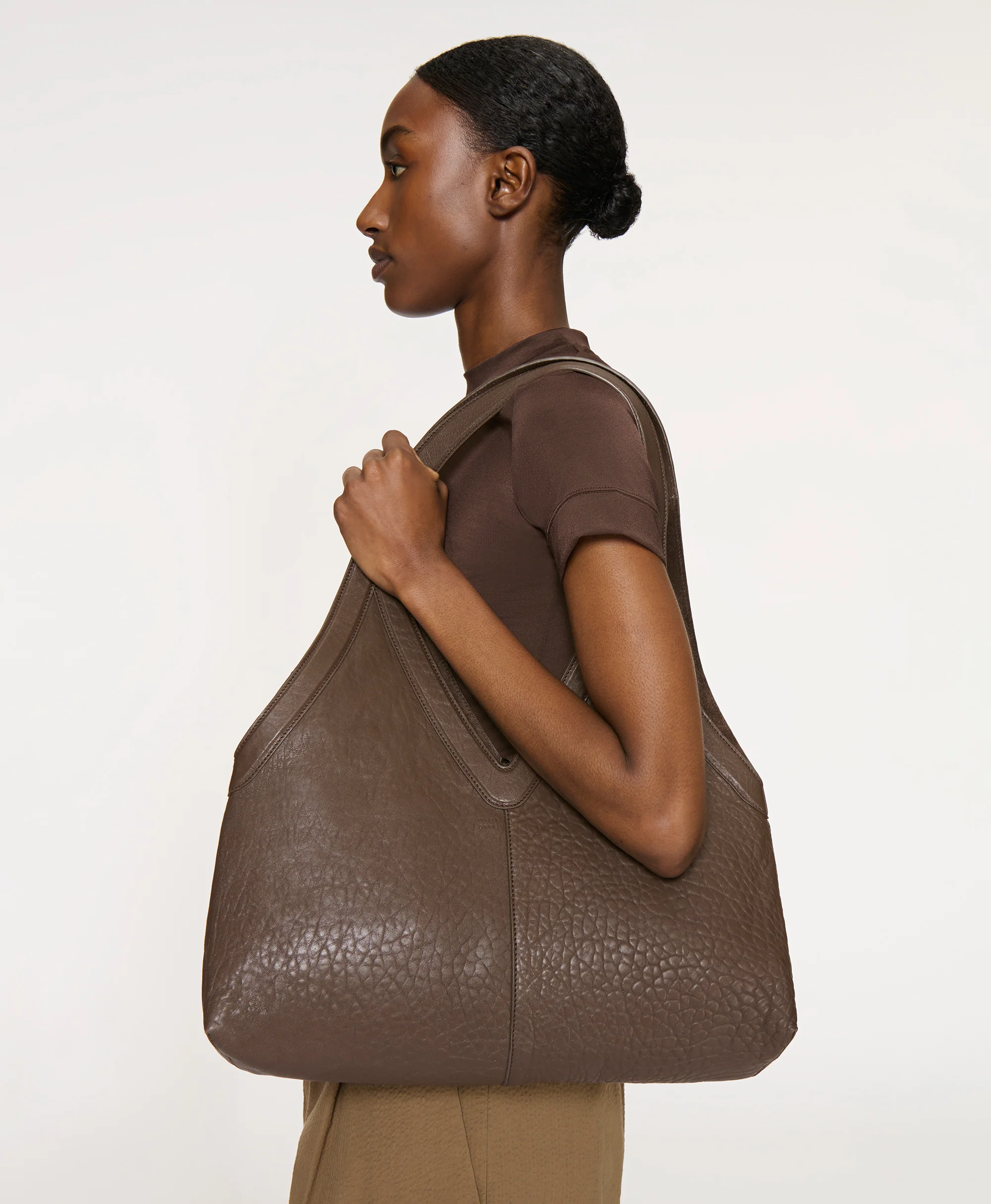 Soft M Tote - Black - Image 5